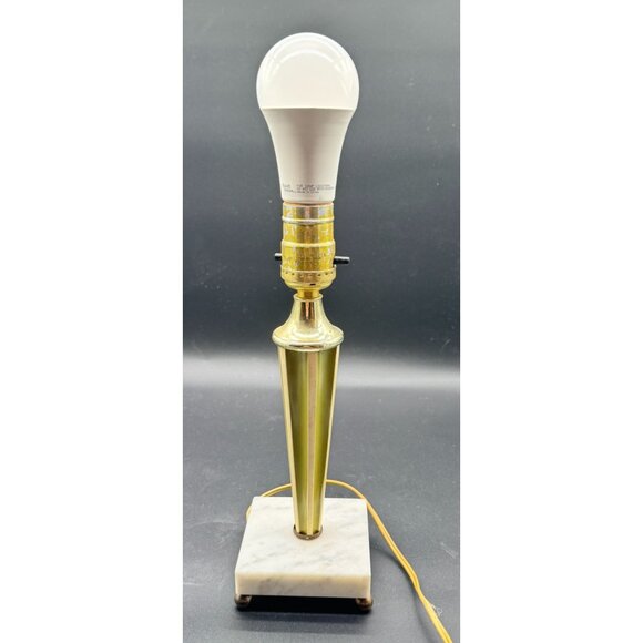 Vintage MCM Green & Cream Marble Base Table Lamp Working 11"H x 3.5"W - Picture 3 of 6